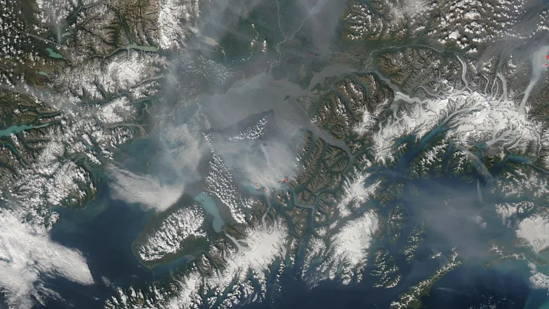 Wildfire in Alaska (Swan Lake Fire) (MODIS 2019-09-01).jpg