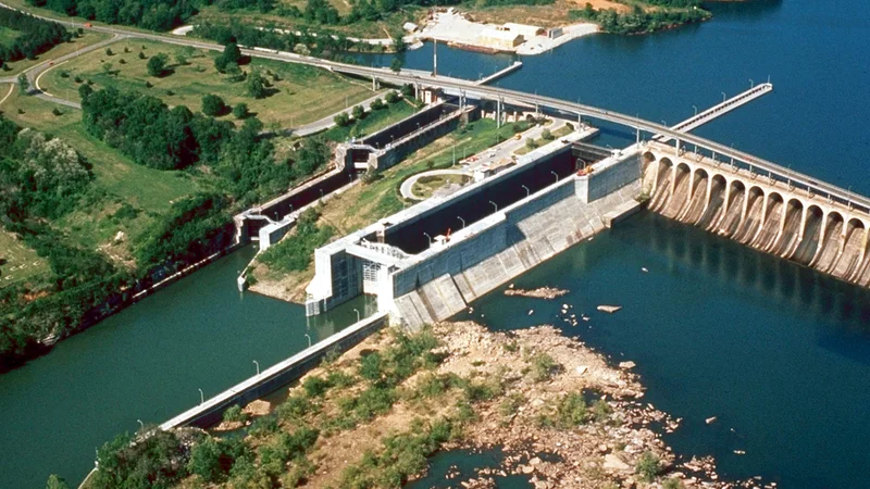 USACE Wilson Lock and Dam.jpg