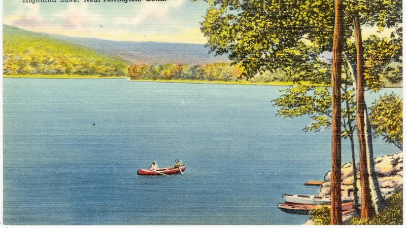 Highland Lake, Near Torrington, Conn (67059).jpg