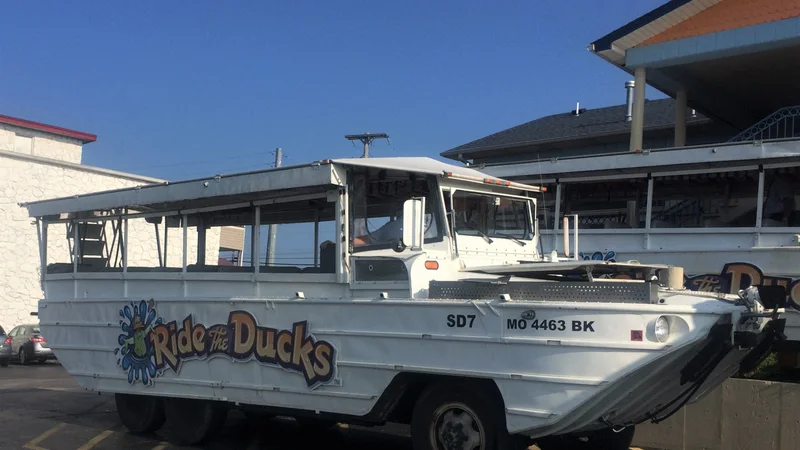 Duck Boat, Branson, MO.jpg