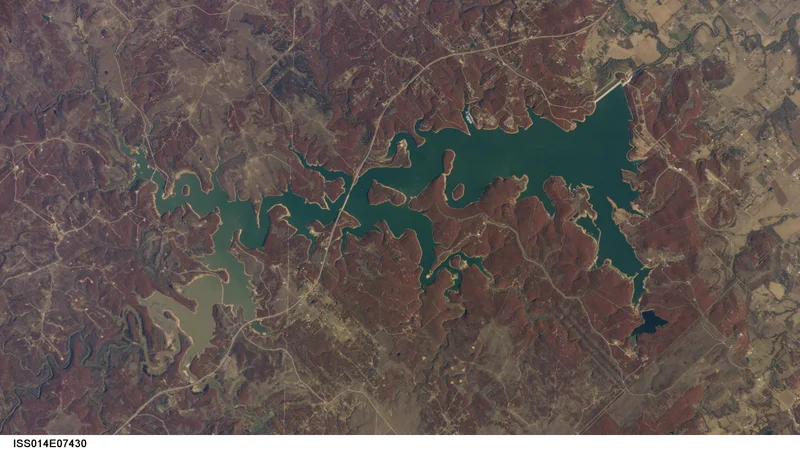 ISS014-E-7430 - View of Oklahoma.jpg