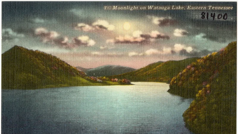 T17. Moonlight on Watauga Lake, Eastern Tennessee (81400).jpg