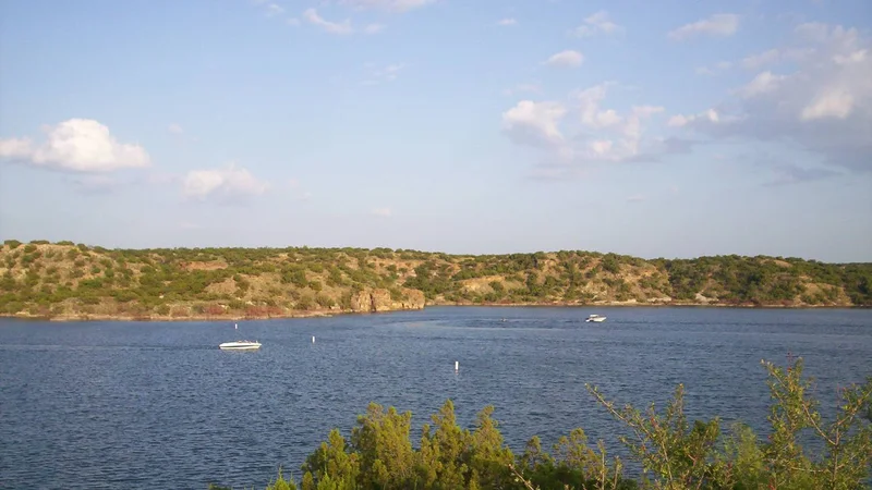 Lake Alan Henry.jpg