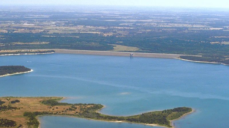 USACE Stillhouse Hollow Lake and Dam.jpg