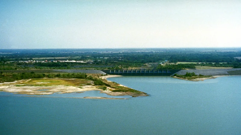 USACE Waco Lake and Dam.jpg
