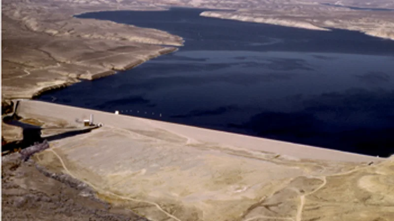 Fontenelle Dam.jpg