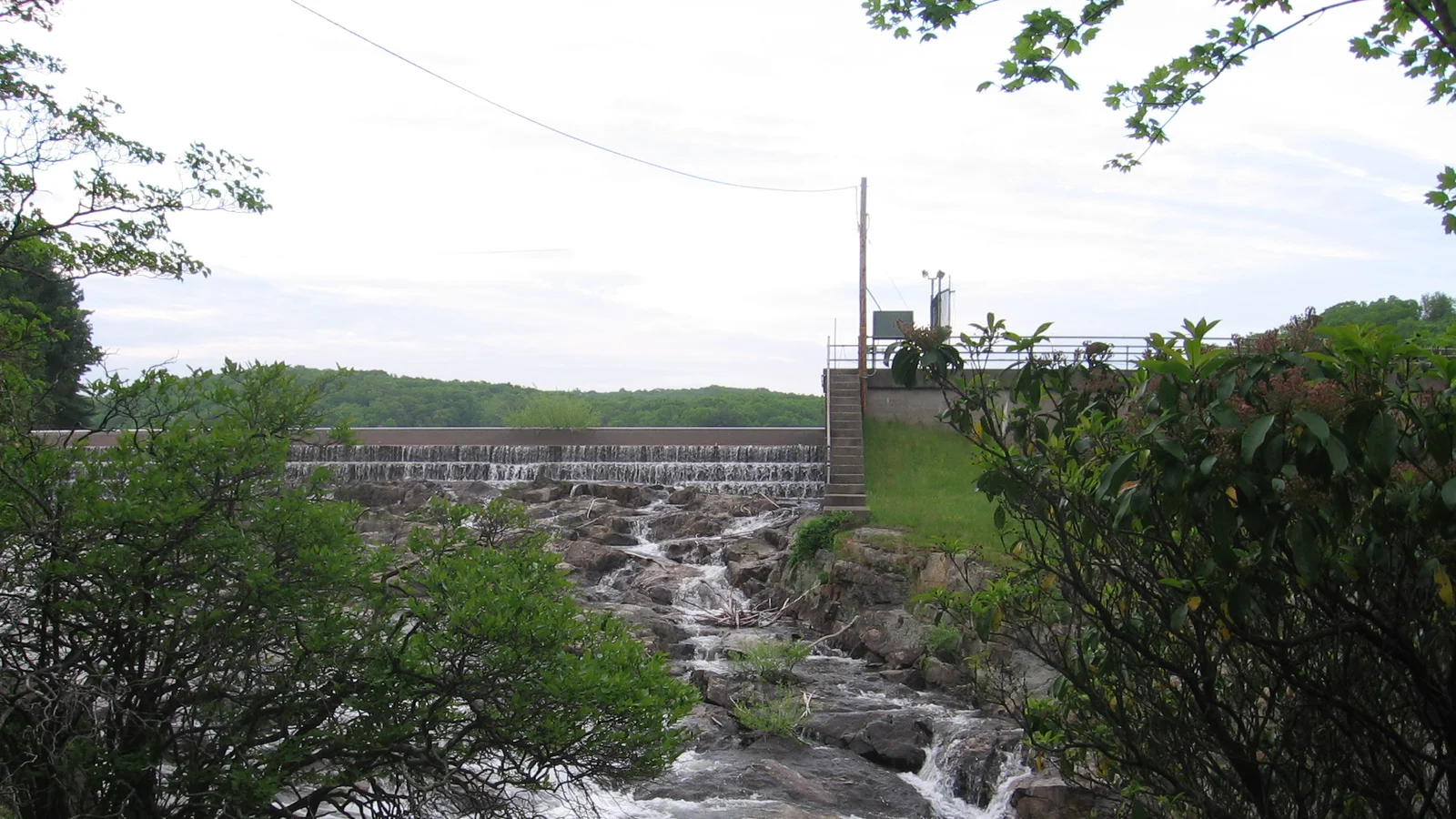 Saugatuck spillway 107.JPG