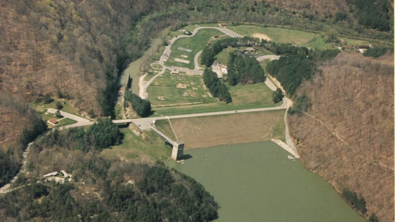 Dewey Lake.jpg