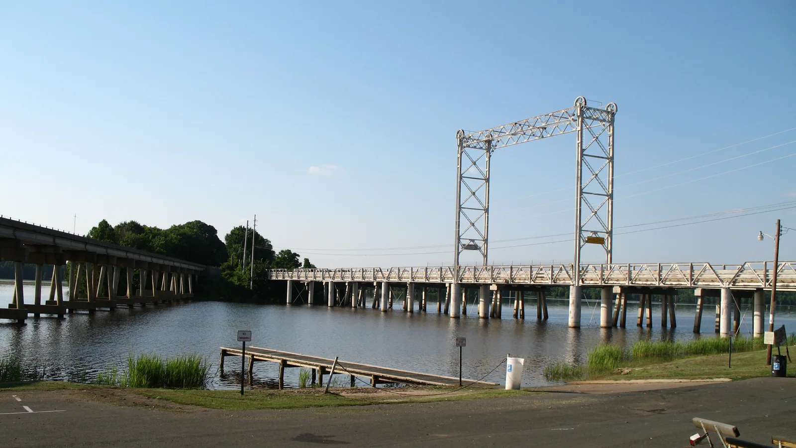 Mooringsport LA Bridges.jpg