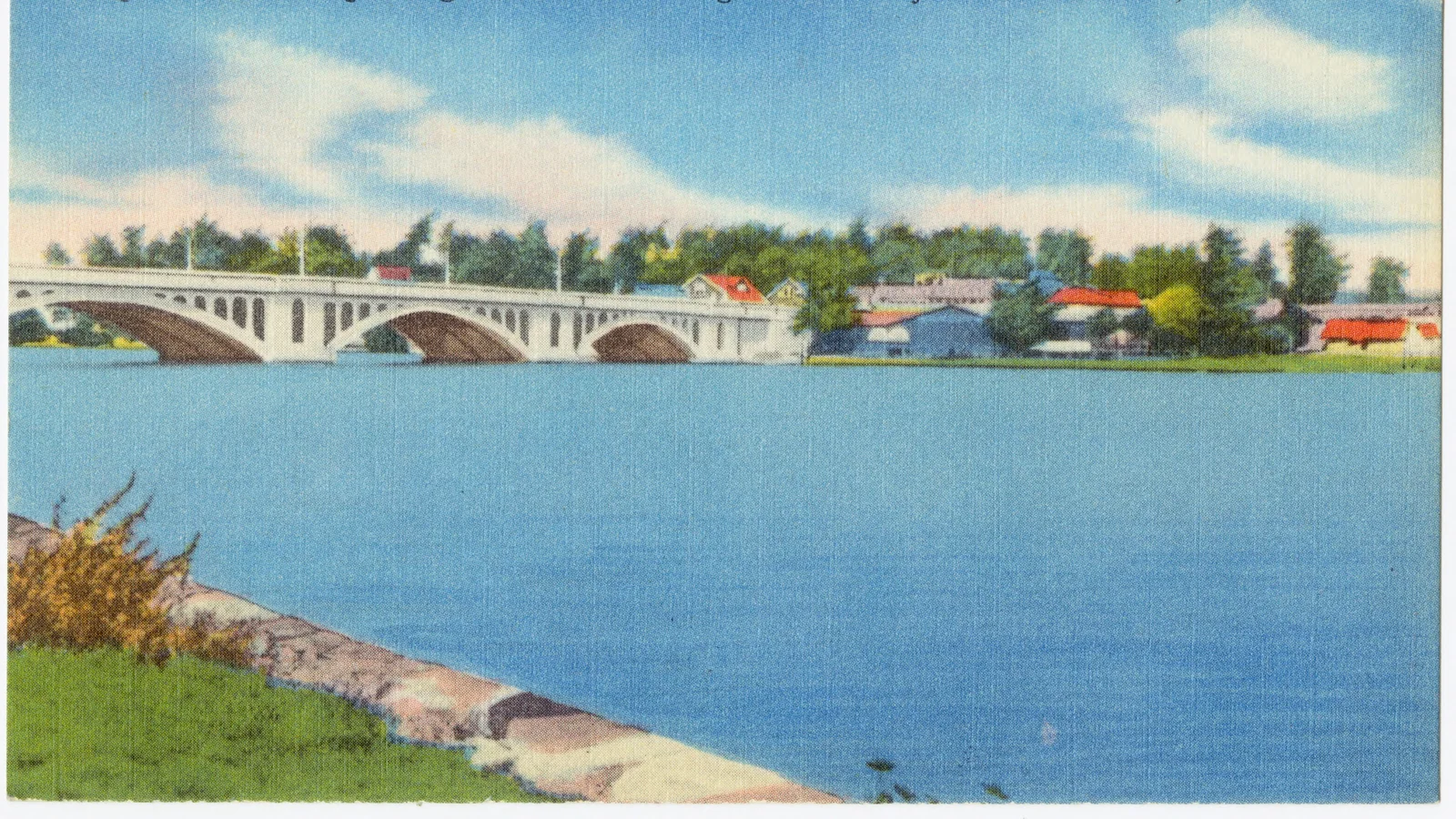 Bridge over Lake Quinsigamond connecting Shrewsbury and Worcester, Mass (85248).jpg