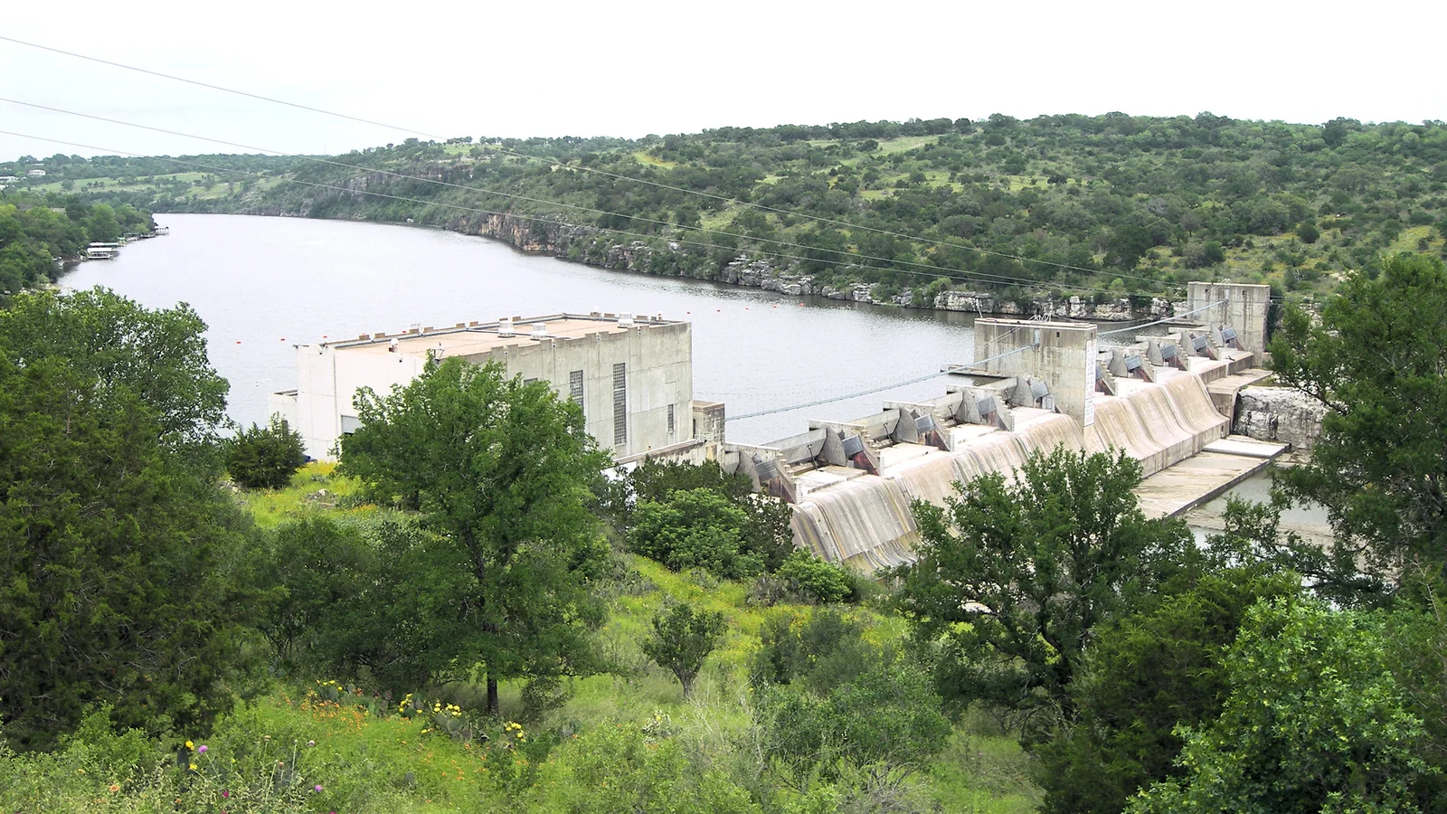 Starcke dam.jpg