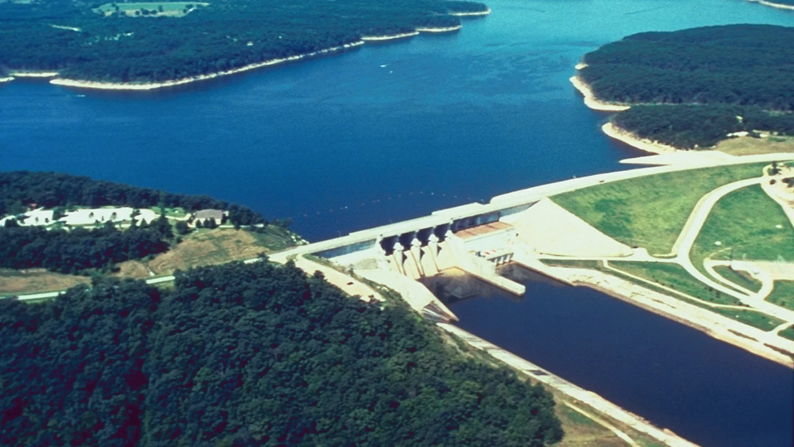 USACE Mark Twain Lake and Dam.jpg