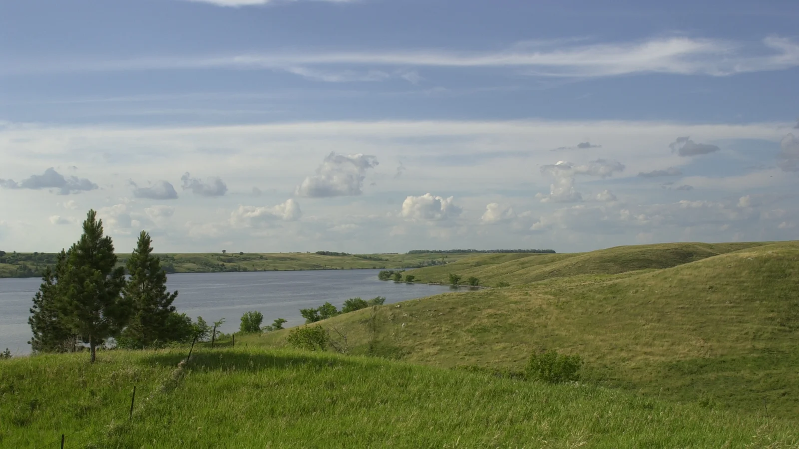 Sheyenne River Valley Scenic Byway - Lake Ashtabula - NARA - 7722126.jpg