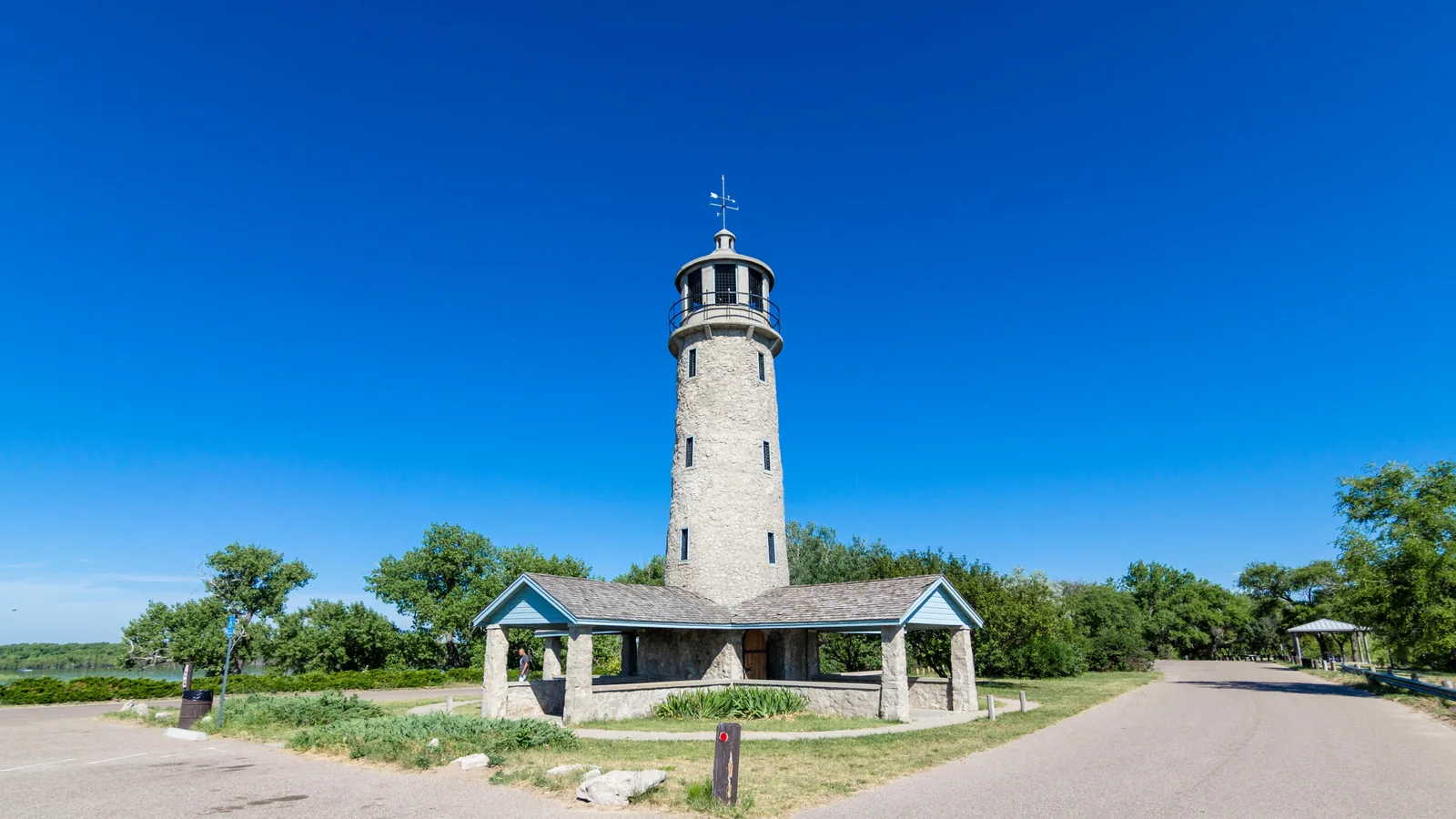 Lake Minatare Lighthouse.jpg
