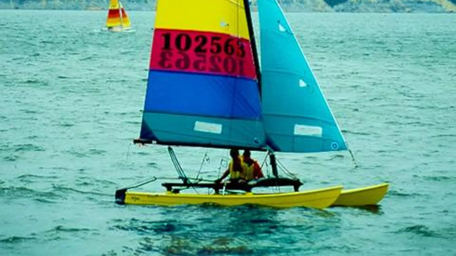 SailingLewisandClarkLake.jpg