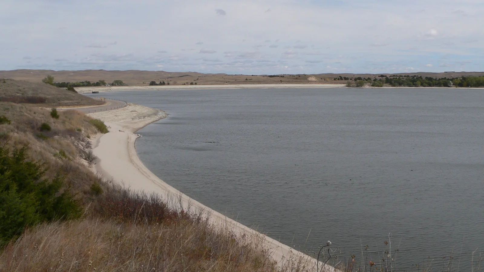 Merritt Reservoir N side.JPG
