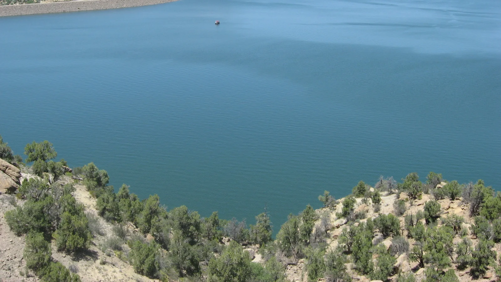 NavajoLake.JPG