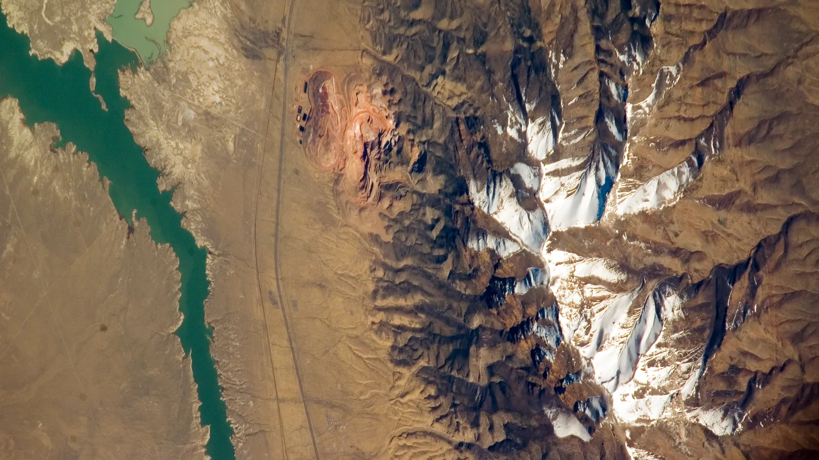 Rye-Patch-Reservoir-Nevada-NASA-ISS014-E-17916.JPG