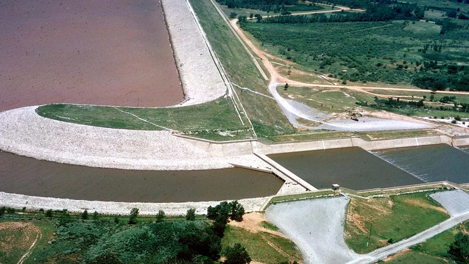 USACE Great Salt Plains Dam.jpg