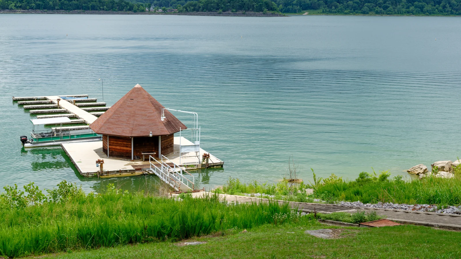 Boat Slips - Center Hill Lake, Edgar Evins State Park, Tennessee, USA - June 24, 2014.jpg