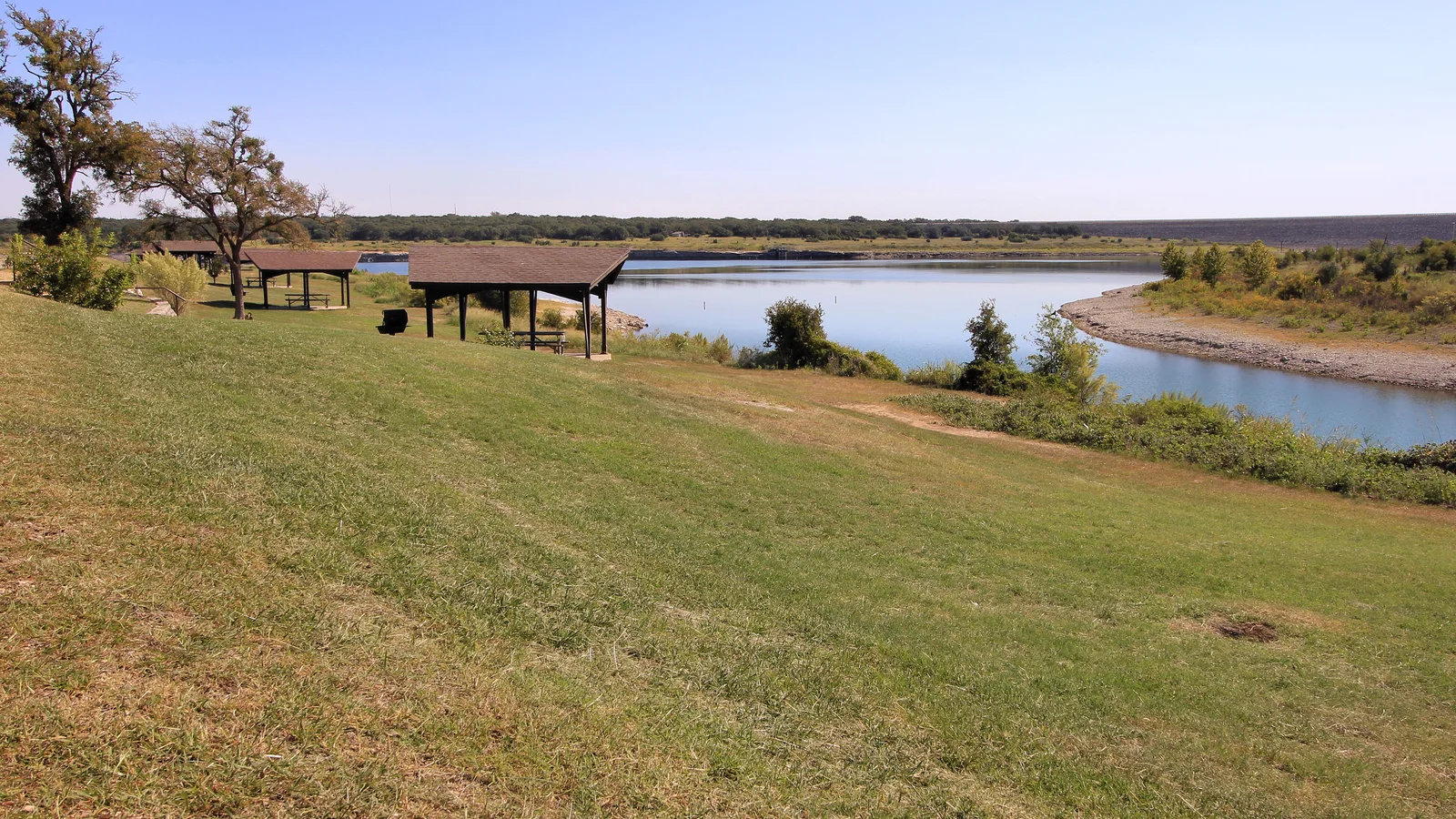 Picnic Area Lake Georgetown Texas 2022.jpg